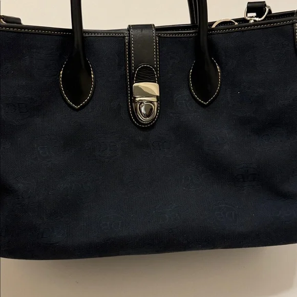Dooney and Bourke bag - Picture 5 of 13